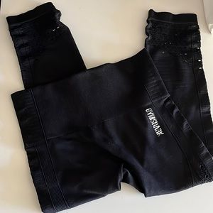 GYMSHARK, XS, high waisted knee length leggings!!!